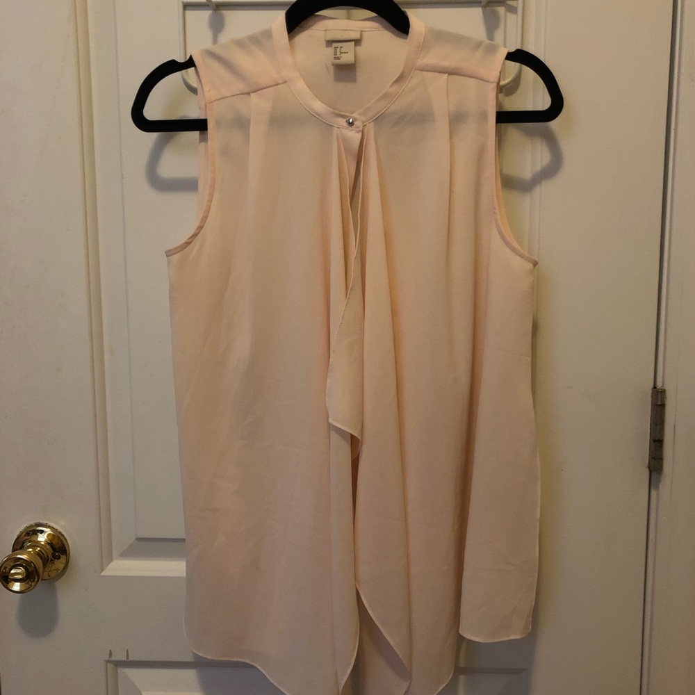 Sleeveless flowy button up chiffon blouse